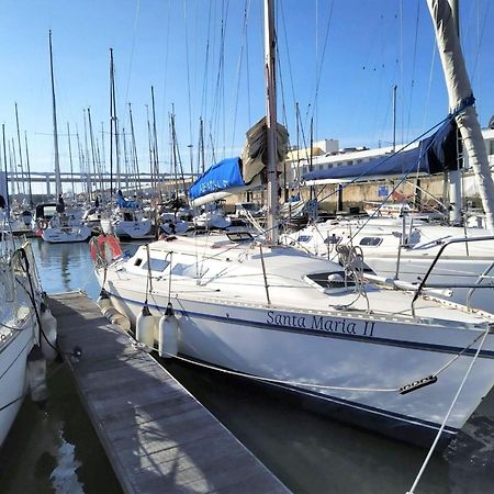 Be Local - Sleep Aboard The Santa Maria Sailing Boat In Lisbon Apartment Exterior foto